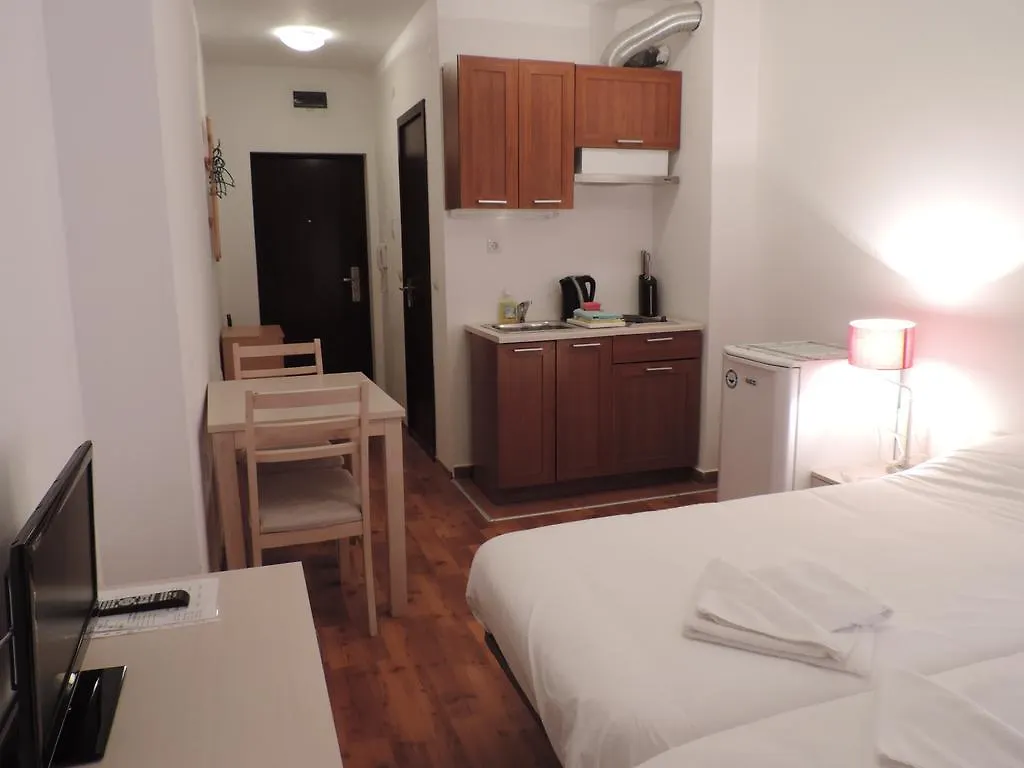 Gondola Apartments & Suites Bansko